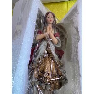 Musical Christmas Angel IOB NIB Vintage Sankyo Classic Sculpture